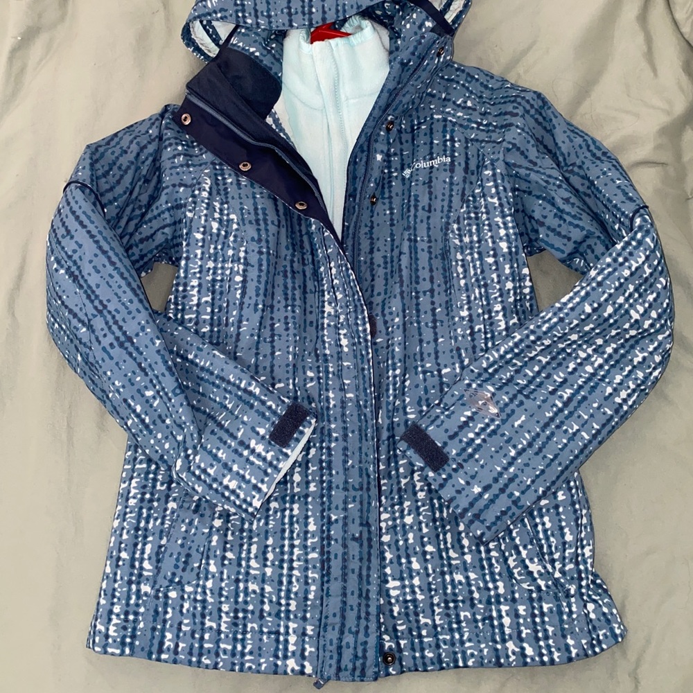 Columbia double lined jacket; lightweight rain jacket; inner fleece jacket sizeS